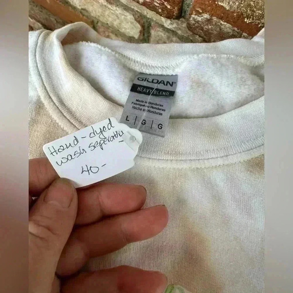 Gildan Large heavy blend crewneck Christmas sweatshirt. NWT. Tye dye tan . Funny - Picture 3 of 3